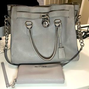Michael Kors Hamilton Bag Large Tote with/wristlet wallet